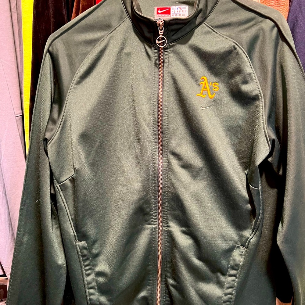 Worn once! Womens Nike Oakland A’s jacket